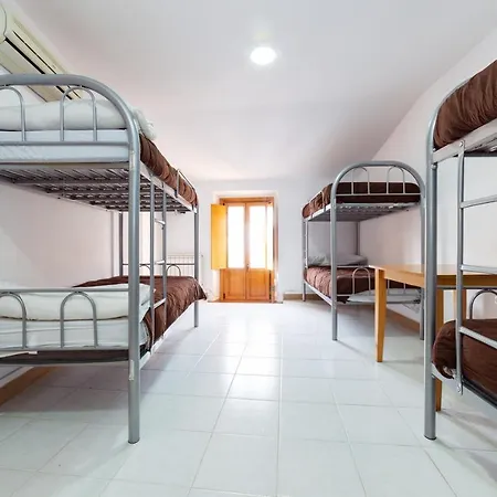 Las Veletas Hostel *